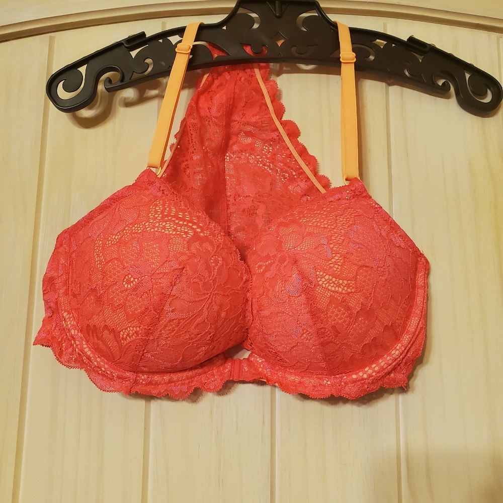Victoria's secret bra 34 D